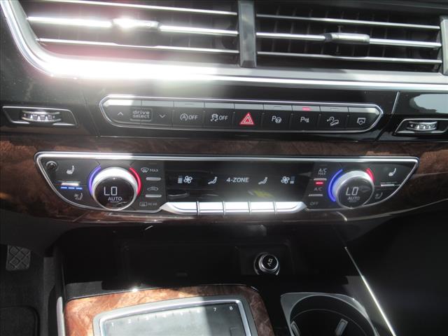 2019 Audi Q7 quattro Prestige 55 TFSI