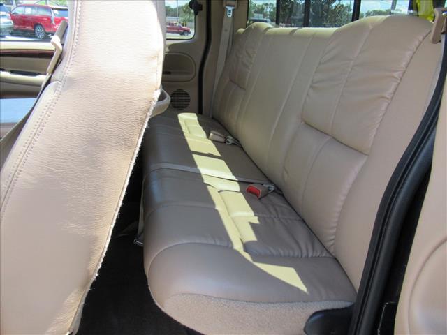 1999 Dodge Ram 2500 Laramie SLT