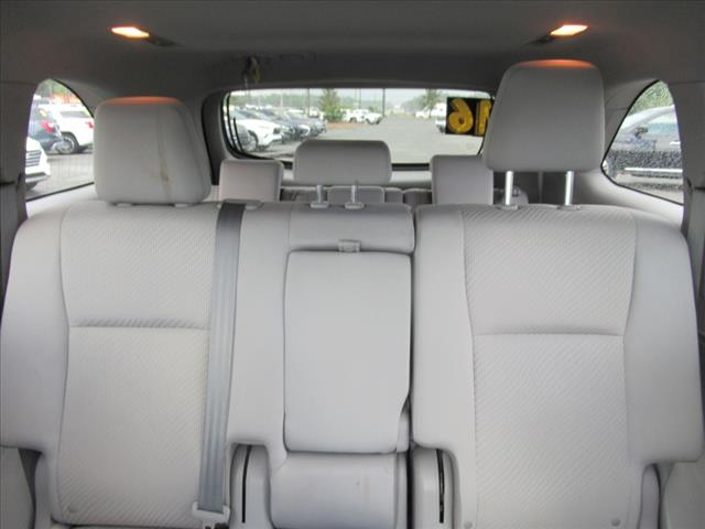 2016 Toyota Highlander LE