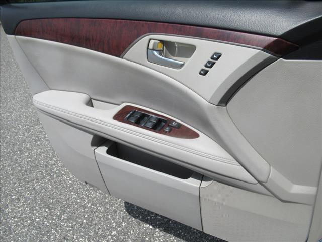 2011 Toyota Avalon Limited