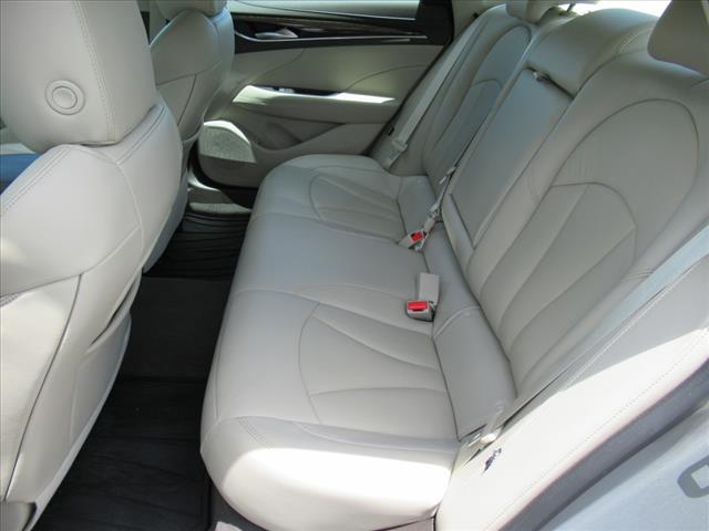 2017 Buick LaCrosse Essence
