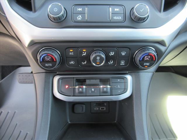 2022 GMC Acadia SLT