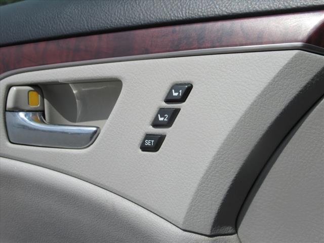 2011 Toyota Avalon Limited