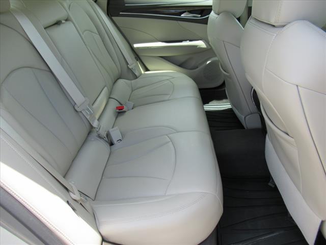 2017 Buick LaCrosse Essence