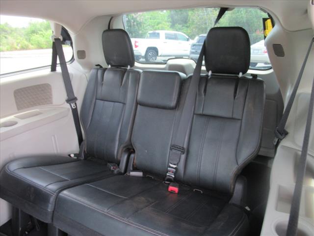 2014 Chrysler Town and Country Touring