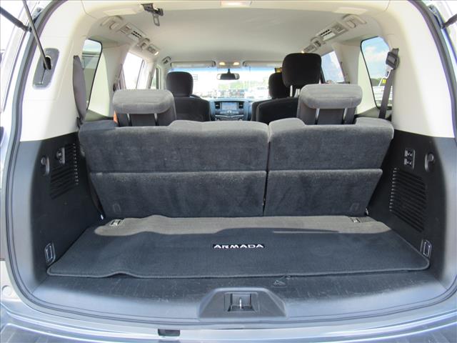 2017 Nissan Armada SV