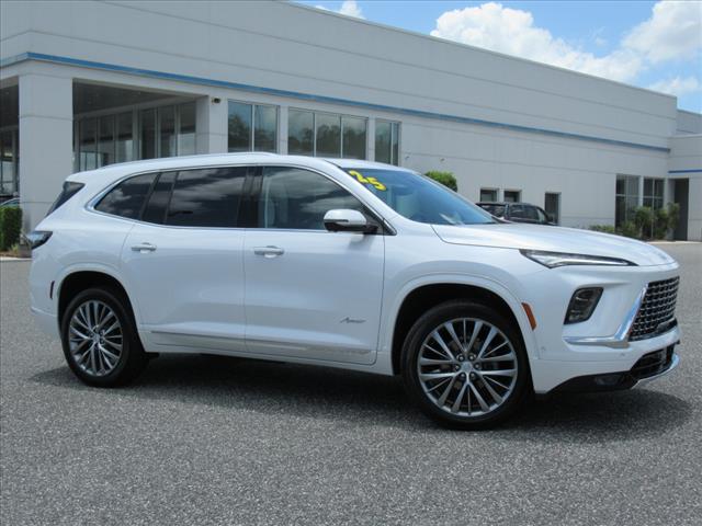 2025 Buick Enclave Avenir