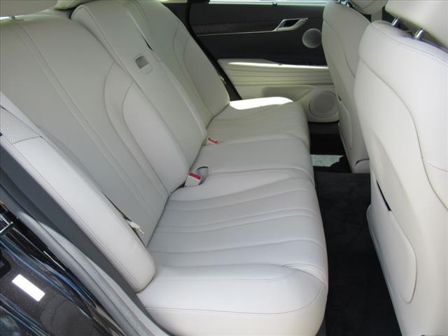 2022 Genesis G80 2.5T