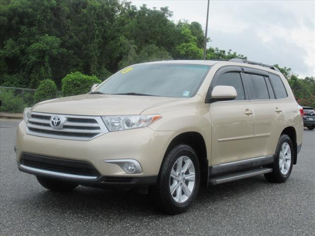 2013 Toyota Highlander SE