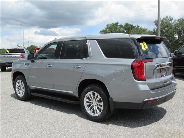 2023 GMC Yukon SLT