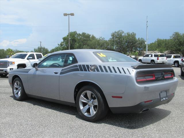 2016 Dodge Challenger SXT