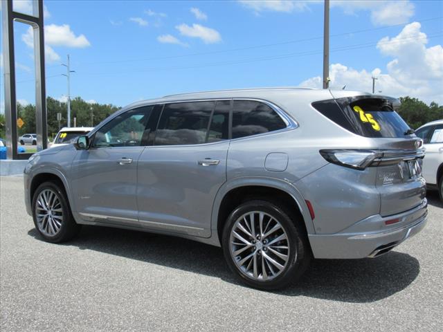 2025 Buick Enclave Avenir