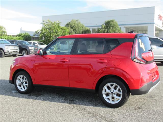 2024 Kia Soul LX