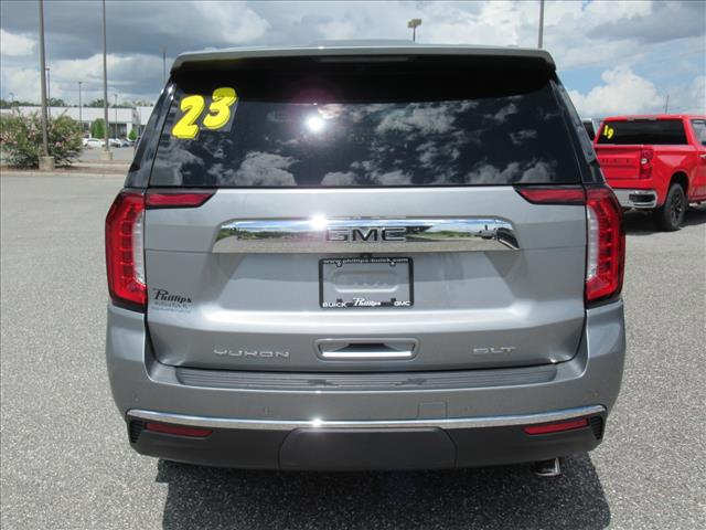 2023 GMC Yukon SLT