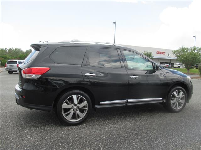 2014 Nissan Pathfinder Platinum