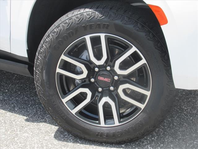2024 GMC Yukon AT4