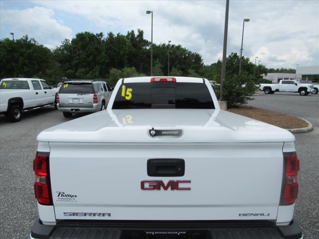 2015 GMC Sierra 2500HD Denali