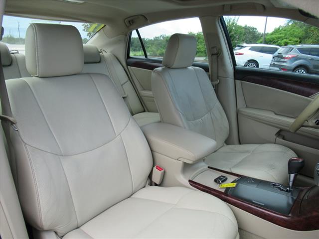 2011 Toyota Avalon Limited