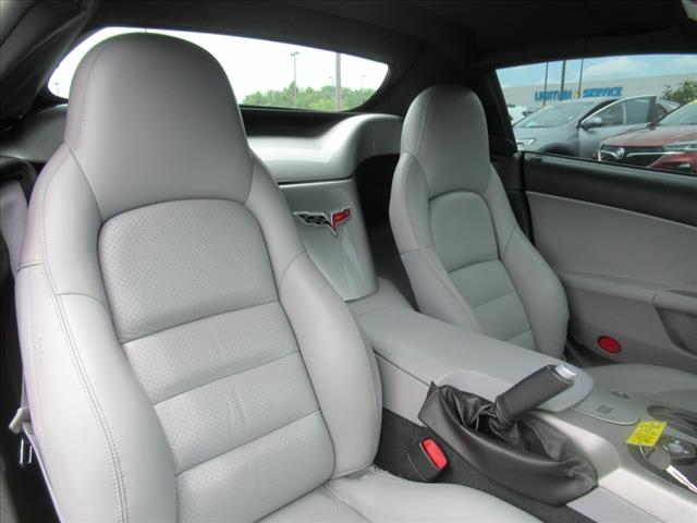 2005 Chevrolet Corvette Base