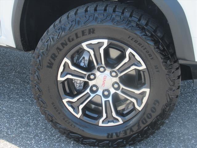 2023 GMC Canyon AT4