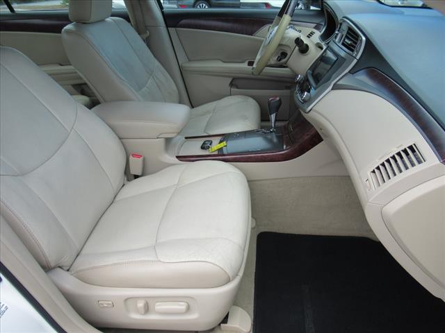 2011 Toyota Avalon Limited