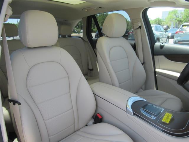 2022 Mercedes-Benz GLC GLC 300 4MATIC