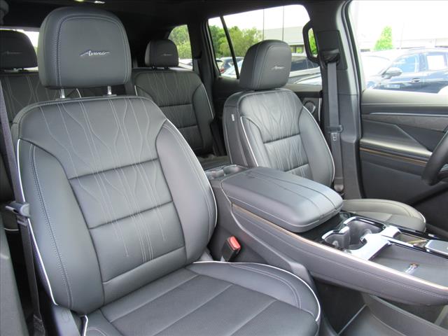 2025 Buick Enclave Avenir