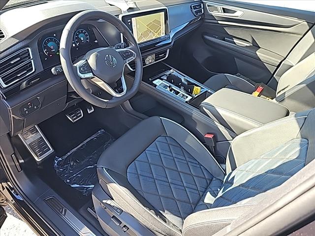 2025 Volkswagen Atlas Cross Sport SEL Premium R-Line 4Motion