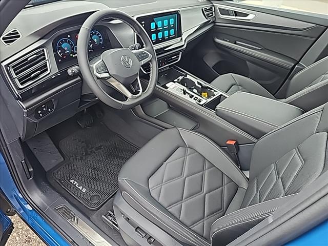 2025 Volkswagen Atlas Cross Sport SE 4Motion