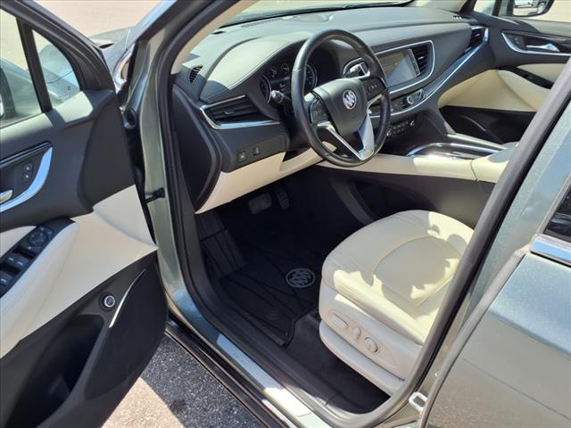 2022 Buick Enclave Essence