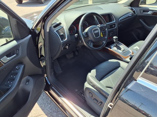 2011 Audi Q5 2.0T quattro Premium Plus