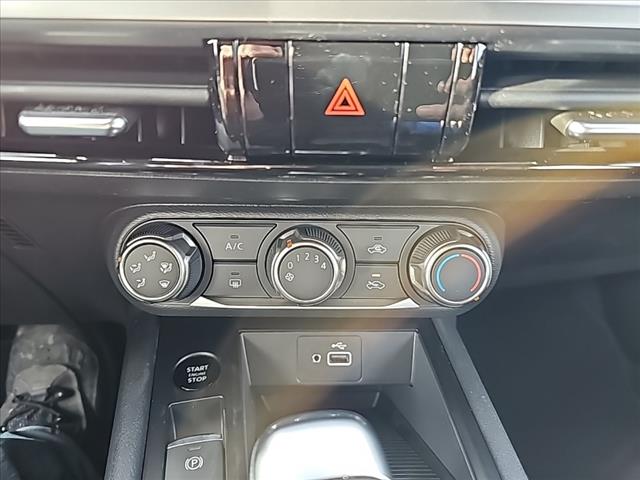 2025 Nissan Kicks S