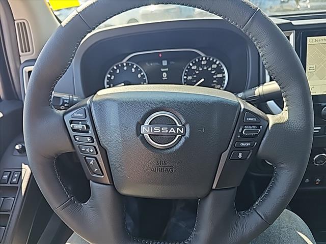 2025 Nissan Frontier SL