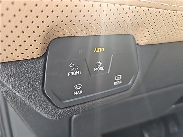 2025 Volkswagen Atlas Cross Sport SEL 4Motion