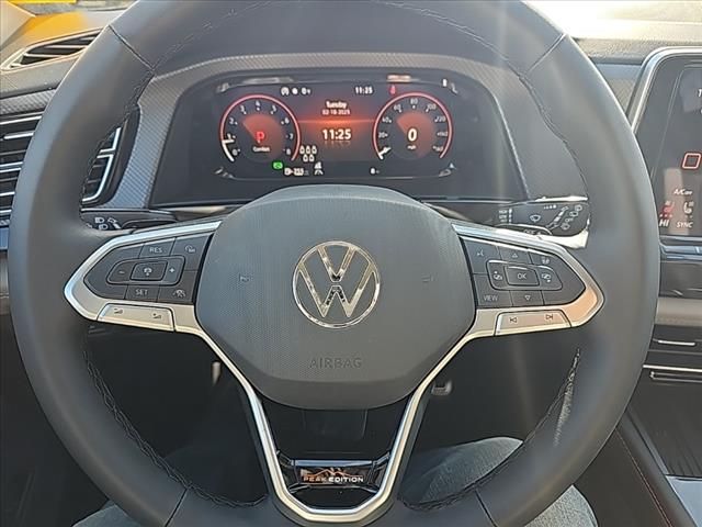 2025 Volkswagen Atlas Peak Edition 4Motion