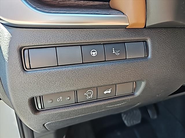 2025 Nissan Rogue Platinum