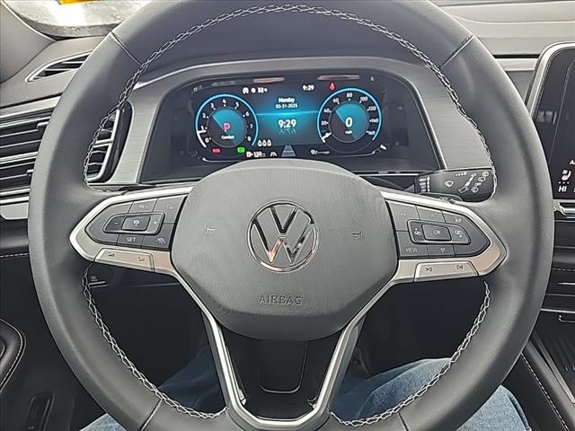 2025 Volkswagen Atlas Cross Sport SE 4Motion