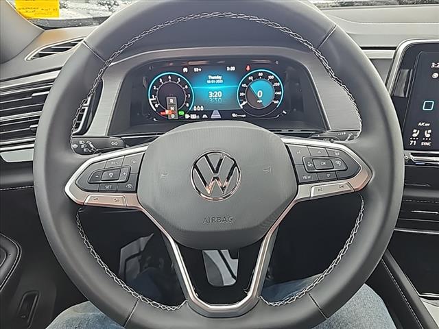 2025 Volkswagen Atlas Cross Sport SE 4Motion