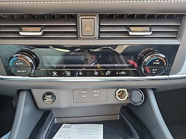 2025 Nissan Rogue SV