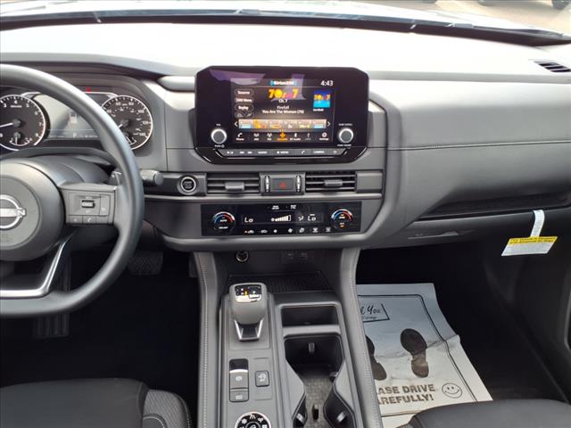 2024 Nissan Pathfinder S