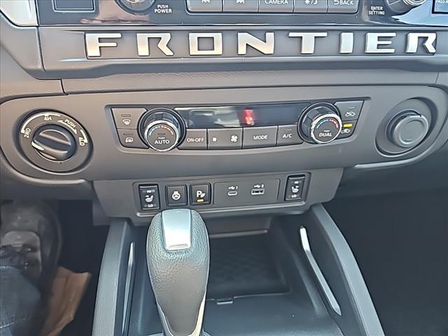 2025 Nissan Frontier SL