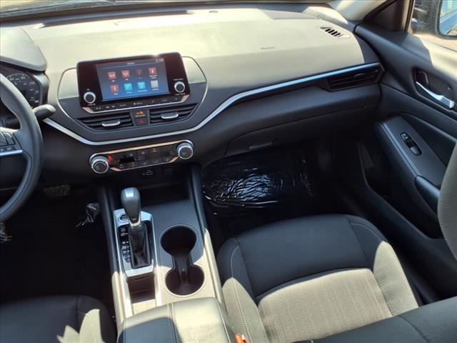 2022 Nissan Altima 2.5 S