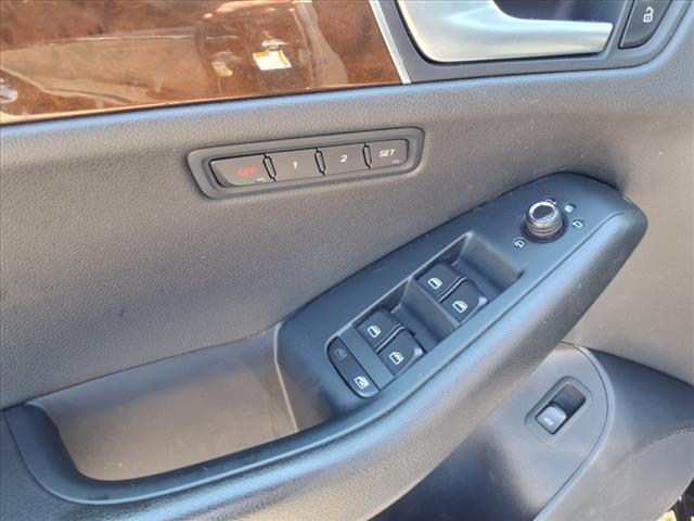 2011 Audi Q5 2.0T quattro Premium Plus