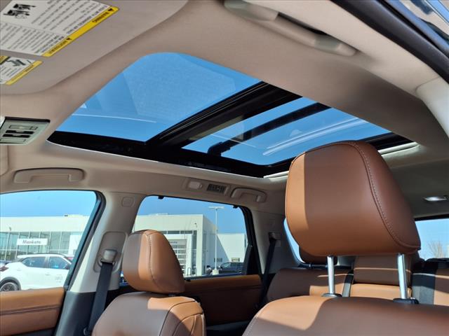 2023 Nissan Pathfinder Platinum