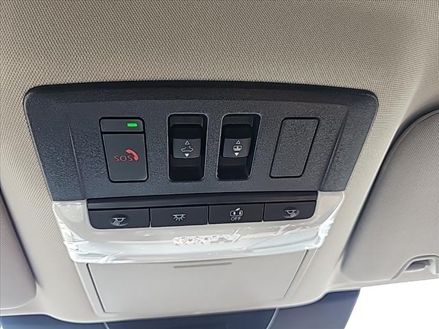 2025 Nissan Pathfinder Platinum