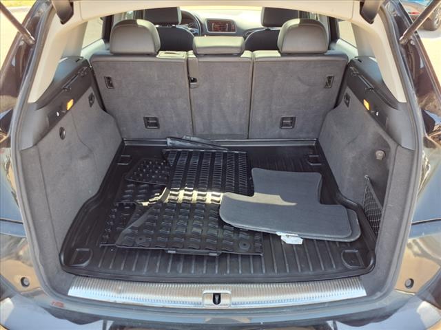2011 Audi Q5 2.0T quattro Premium Plus