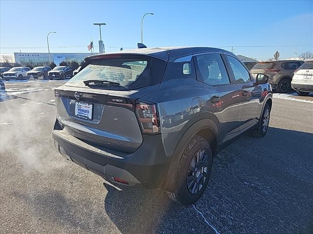 2025 Nissan Kicks S