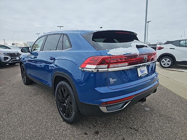 2025 Volkswagen Atlas Cross Sport SE 4Motion