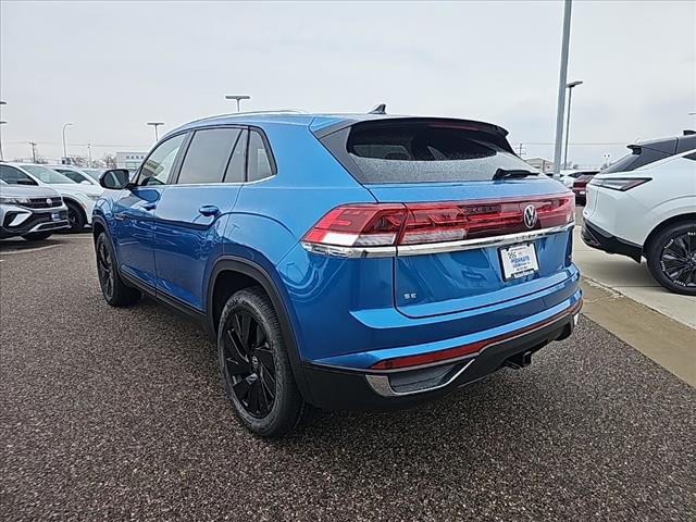 2025 Volkswagen Atlas Cross Sport SE 4Motion
