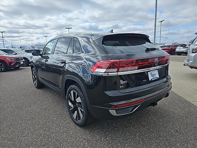 2025 Volkswagen Atlas Cross Sport SE 4Motion